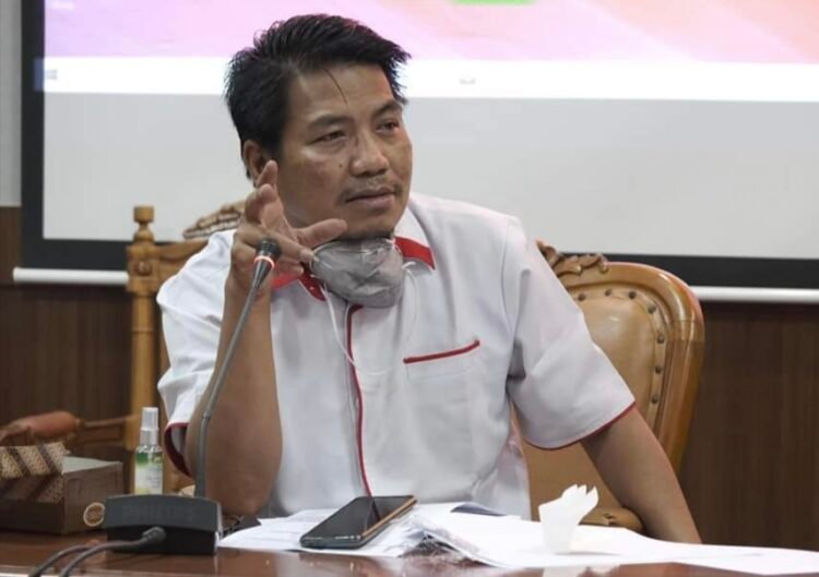 Feri Kombong Ajak Patuh Protokol Kesehatan