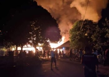 Si Jago Merah Beraksi, Satu Rumah di Rinding Rata Dengan Tanah