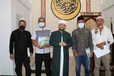 Polres Berau Wakaf 1.200 Al-Qur’an