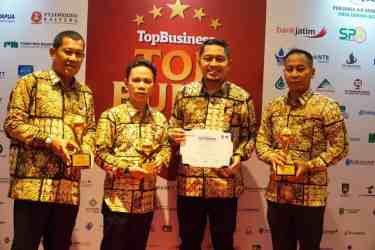 Beri Pelayanan Maksimal Pada Masyarakat, Perumda Batiwakkal Raih Top BUMD