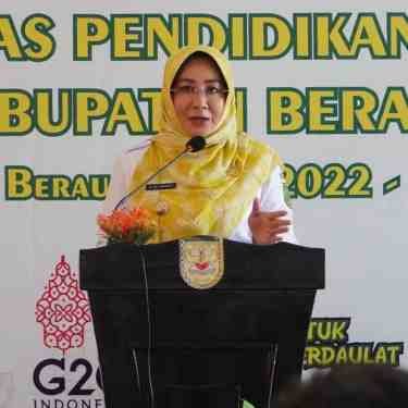 Didepan Wagub, Bupati Sri Juniarsih Berbicara Soal PTT Tidak Dihapus