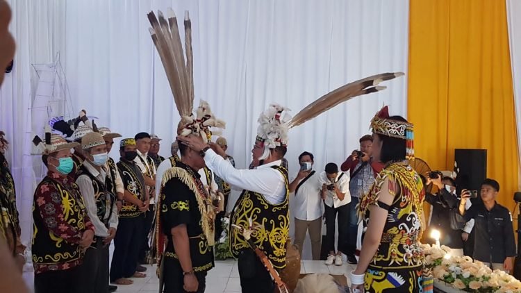Pelantikan Pengurus LADK Berau, Wabup: Melalui Lembaga Adat Kita Perkuat Eksistensi Adat Dalam Menyambut IKN