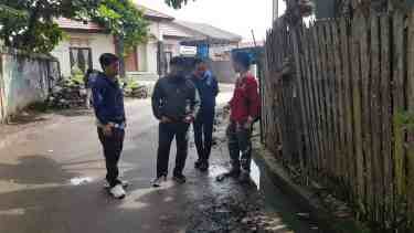 Wabup Tinjau Langsung Lokasi Perbaikan Jalan dan Drainase di Tanjung Redeb