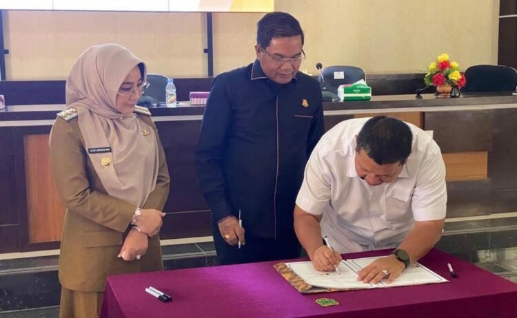 Penandatanganan Perjanjian Kerjasama antara Pemkab Berau dengan Kejari Berau