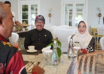 B To B, Kerjasama Pengembangan Pariwisata From Bali To Berau