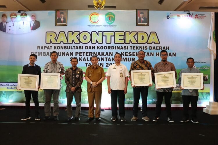 PT Berau Coal Terima Penghargaan dari Pemprov Kaltim