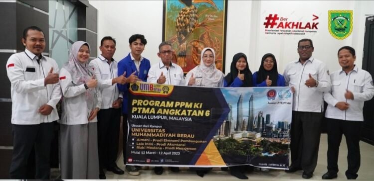 Bupati Lepas Mahasiswa UMB Untuk Ikuti KKN Internasional 