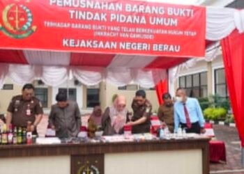 Kejaksaan Berau Musnahkan BB dari 171 Perkara