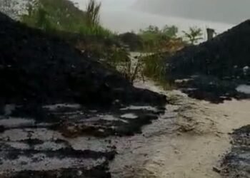 Jetty PT PSB Diduga Lakukan Pencemaran Limbah Batubara Ke Sungai Segah