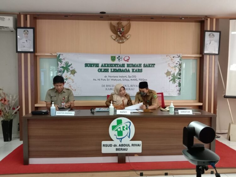 Bupati Dukung Kenaikan Status Akreditasi RSUD Abdul Rivai