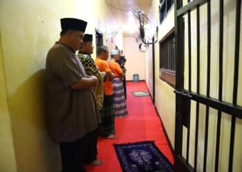 Wujud Pendekatan Humanis, Polres Berau Gelar Tausiyah dan Buka Puasa Bersama Tahanan