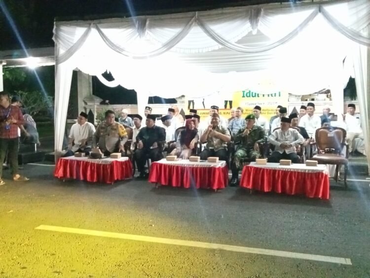 Ratusan Kendaraan Roda Empat dan Dua Meriahkan Takbiran Keliling