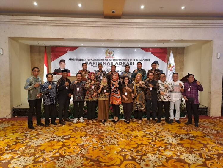 Seluruh Pimpinan Dan Anggota DPRD Berau Ikuti Rapimnas dan Workshop Nasional