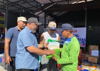 18 KK Korban Kebakaran Di Gang Amal Dapat Bantuan Sembako Dari Wabup Gamalis