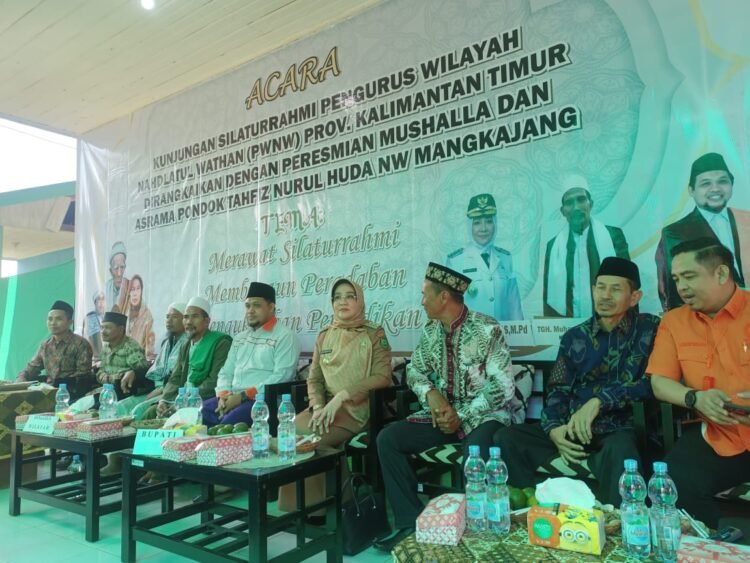 Mushola Birruil Walidain dan Asrama Pondok Tahfiz Nurul Huda NW Diresmikan