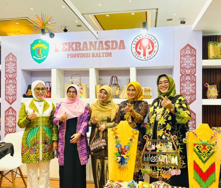 Souvernir Limbah Kayu Ulin Berau Paling Laris di Kriyanusa 2023 Jakarta