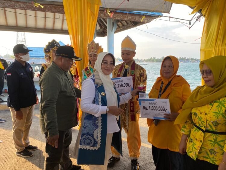 Bupati Hadiri Lomba Kuliner Khas Bajau Dan Tari Dalling Di Kampung Tanjung Batu