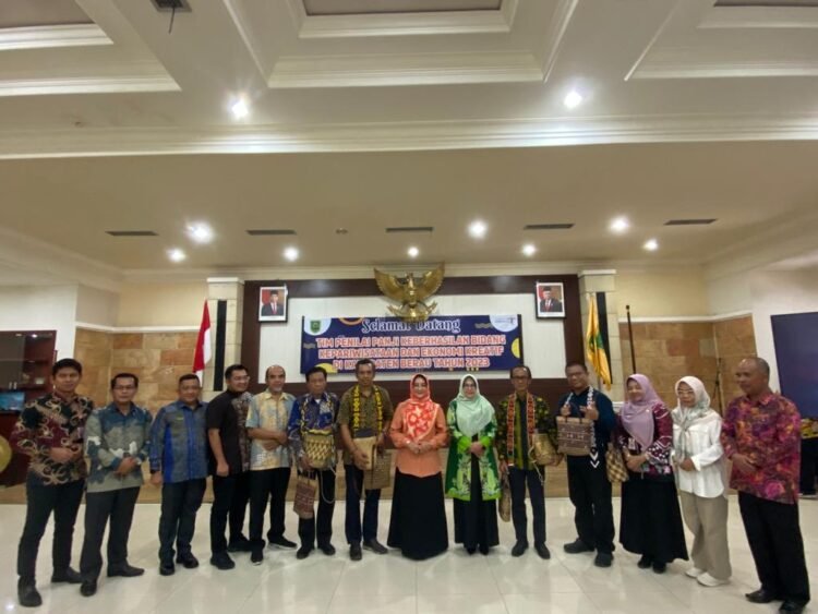 Tim Penilai Panji Keberhasilan Bilang Keparawisataan Dan Ekonomi Kreatif Kunjungi Berau