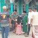 Ormas LBDH Berau bersama Sahabat Lalu Indra Firmansyah berbagi Nasi Siap Saji Ke Jamaah Shalat Jumat