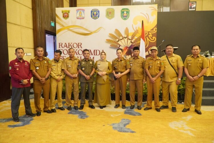 Bupati Sri Juniarsih Hadiri Rakor Forkopimda Se-Kaltim