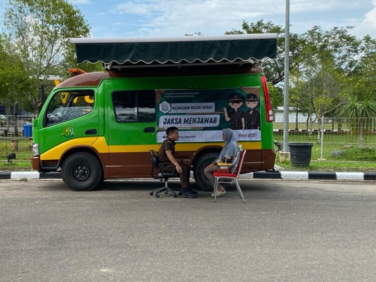 Jaksa Berikan Konsultasi Hukum Gratis di Pusat Keramaian
