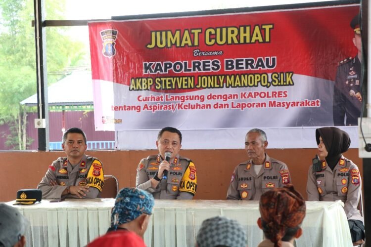 Warga Gunung Panjang Curhat ke Kapolres Berau, Ini yang Mereka Sampaikan