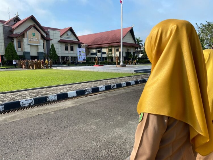 Dalam Apel Pagi Gabungan, Bupati Tekankan kerjasama Seluruh SKPD Harus Terus Ditingkatkan