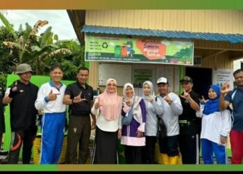 Bupati Sri Juniarsih Mas Resmikan Bank Sampah Di RT 01 Kelurahan Bugis