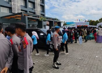 Polres Berau Amankan Deklarasi Pasangan Sragam yang Maju di Pilkada Berau 2024