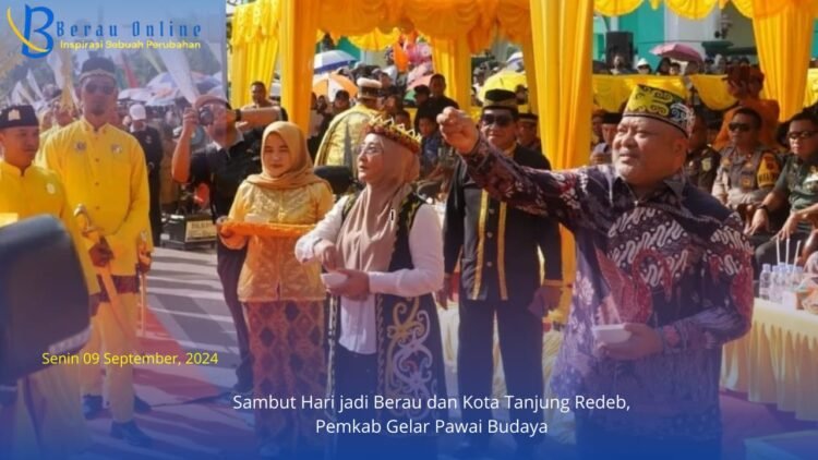 Sambut Hari jadi Berau dan Kota Tanjung Redeb, Pemkab Gelar Pawai Budaya