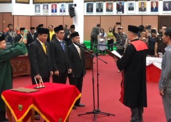 Unsur Pimpinan Definitif DPRD Berau Dikukuhkan