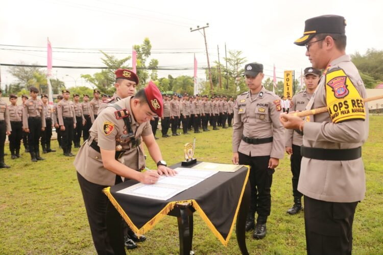 Kapolres Berau Pimpin Sertijab Wakapolres dan Kasatreskrim Polres Berau