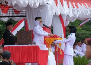 Bupati Sri Juniarsih Mas Jadi Inspektur Upacara Peringatan HUT Ke-80 RI
