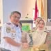 Kepala Kantor Otoritas Bandara Udara Wilayah VII Dapat Penghargaan Dari Pemkab Berau
