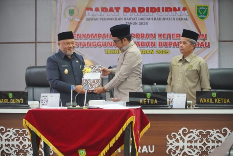 LKPJ 2025 Diserahkan ke DPRD, Pemkab Berau Catat Penurunan Kemiskinan
