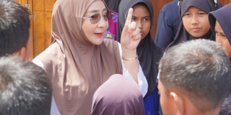Bupati Berau Inginkan Wisata Bersih Dimulai dari Sekolah