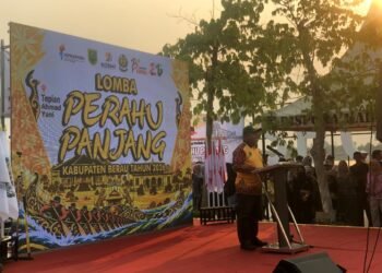 Ribuan Warga Padati Sungai Segah, Lomba Perahu Panjang Berpotensi Jadi Wisata Unggulan