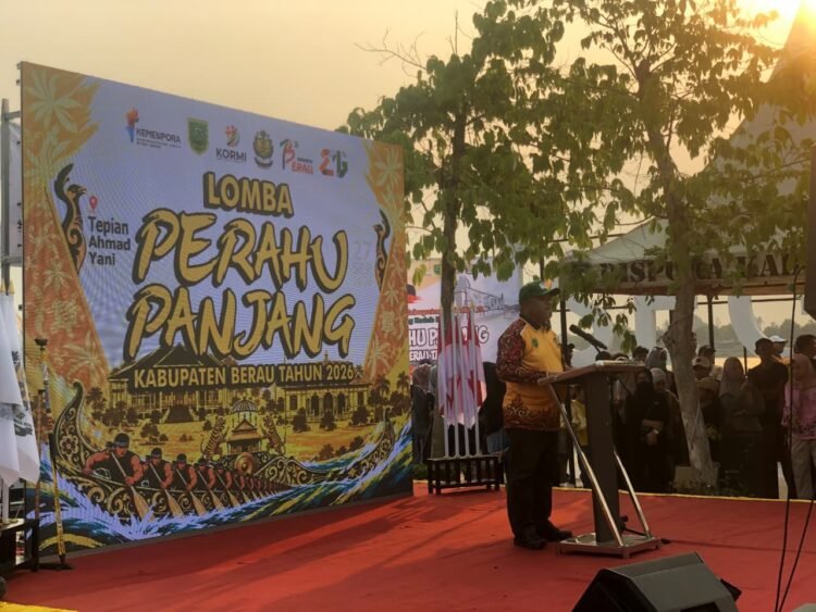 Ribuan Warga Padati Sungai Segah, Lomba Perahu Panjang Berpotensi Jadi Wisata Unggulan